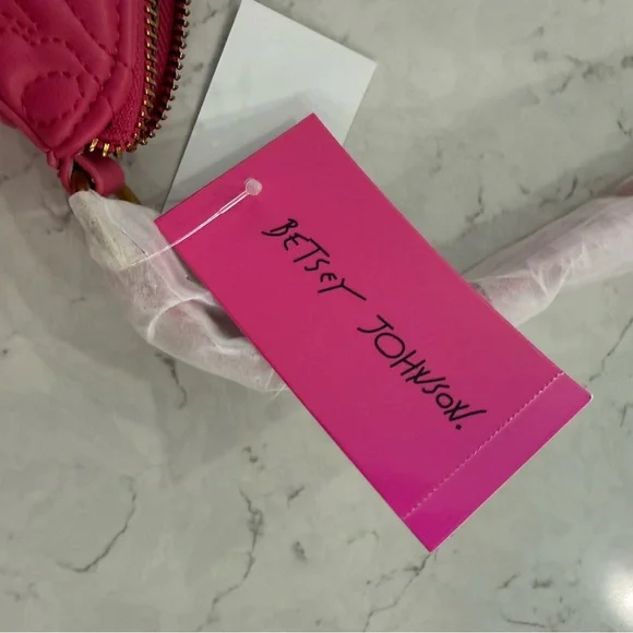 NWT Betsey Johnson hot Pink Skull Embossed Women's Bag with skeleton key - Picture 5 of 5